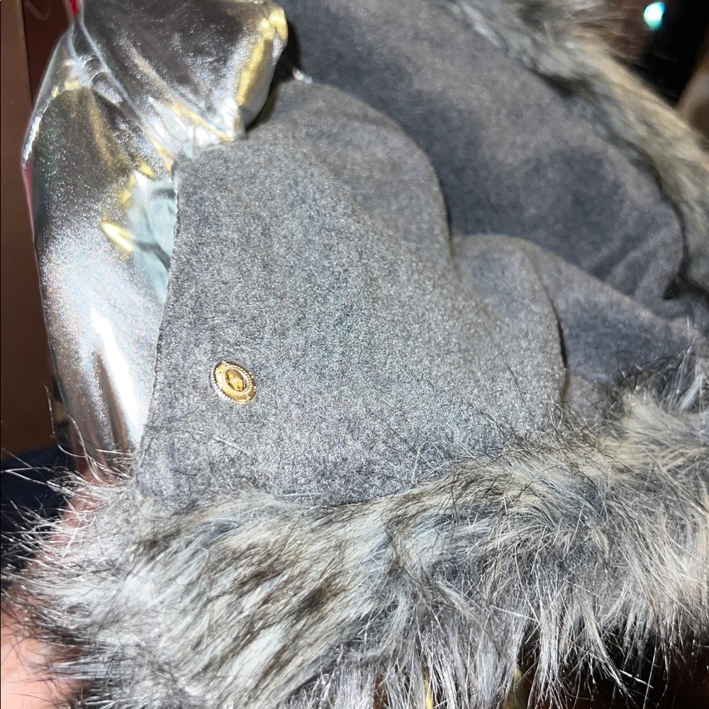 Metallic Silver Dog Winter Coat w/fleece inside- Removable Hood w/Faux Fur Trim - Picture 12 of 16